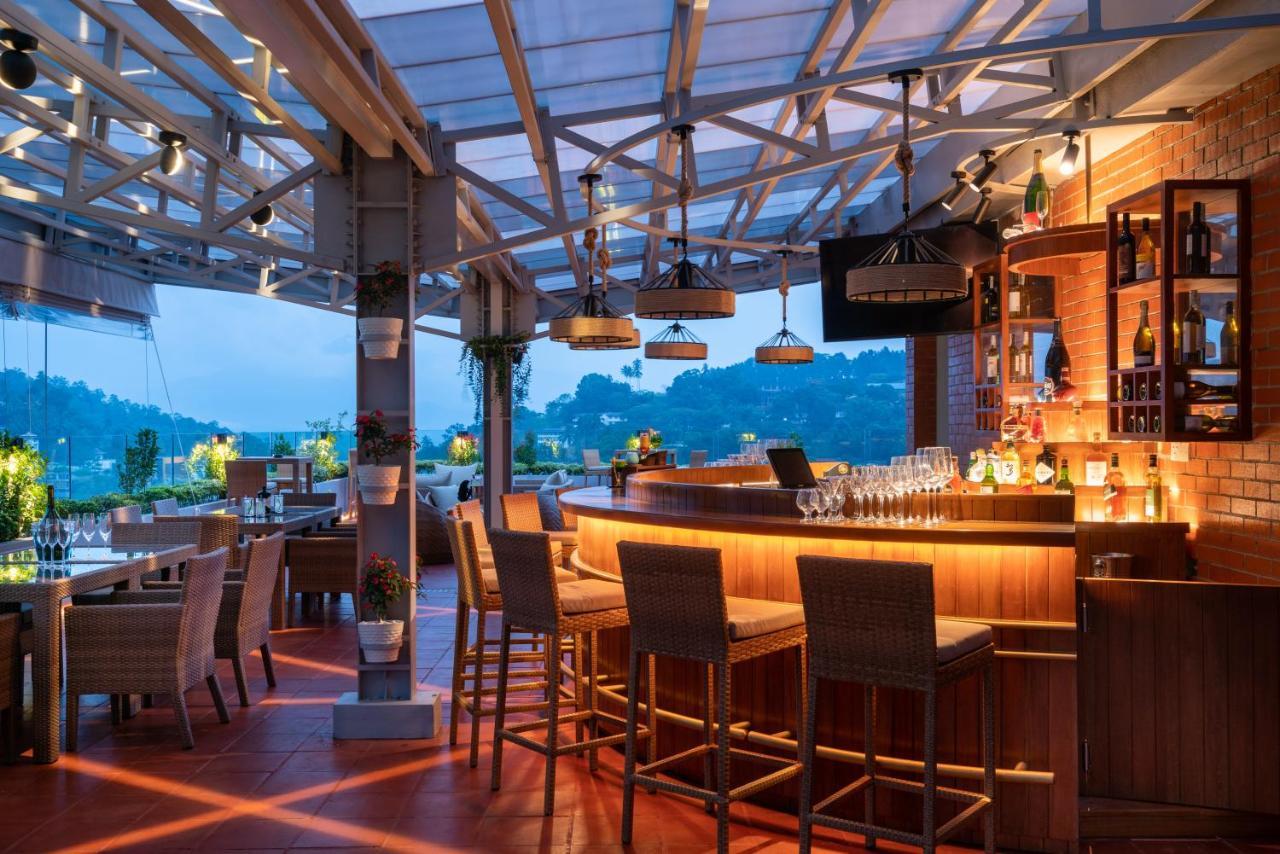 Grand Serendib Hotel