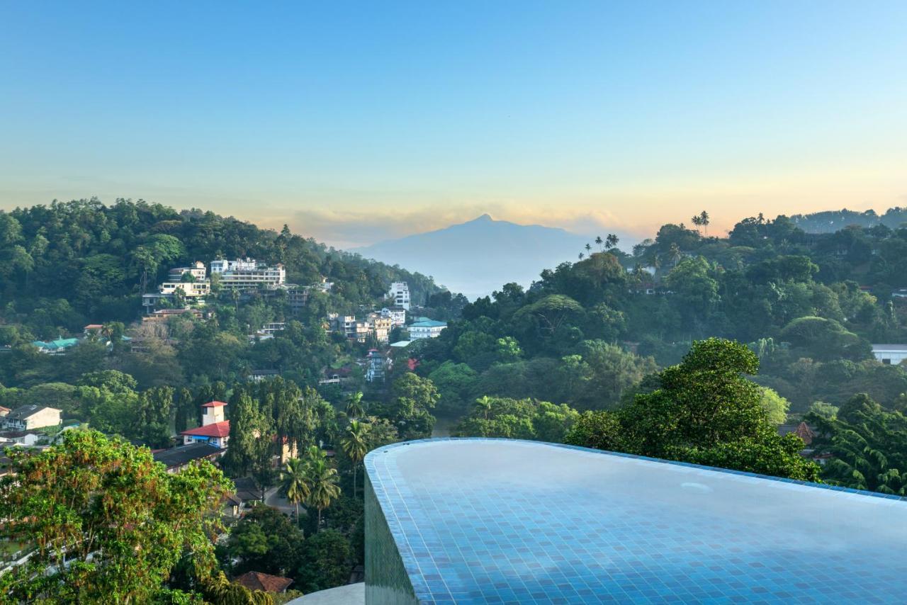 Hotel Grand Serendib